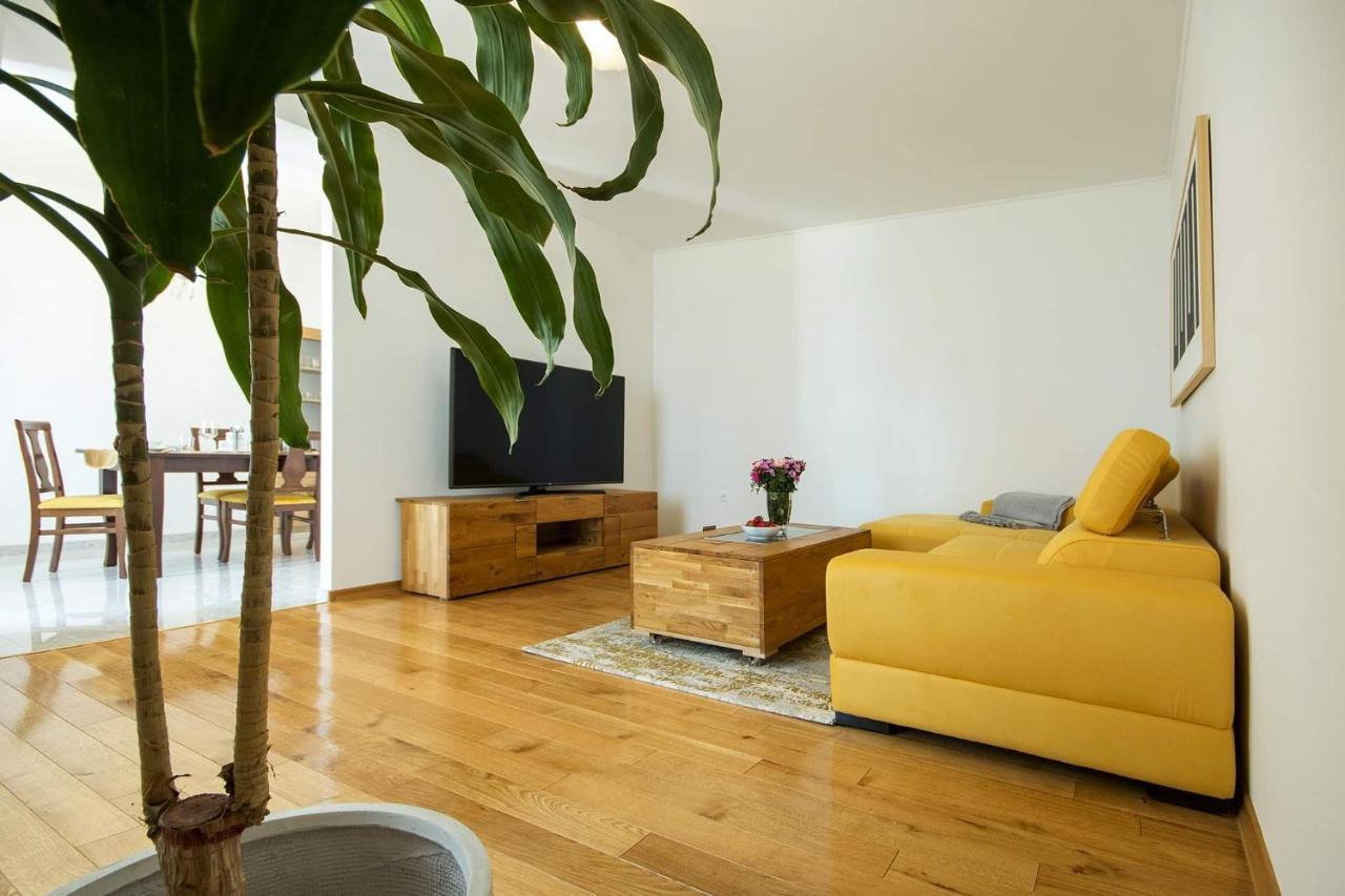 Apartment Derossi Umag Bagian luar foto