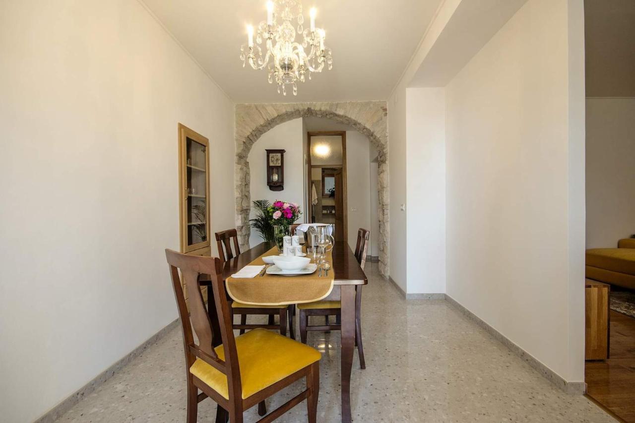 Apartment Derossi Umag Bagian luar foto