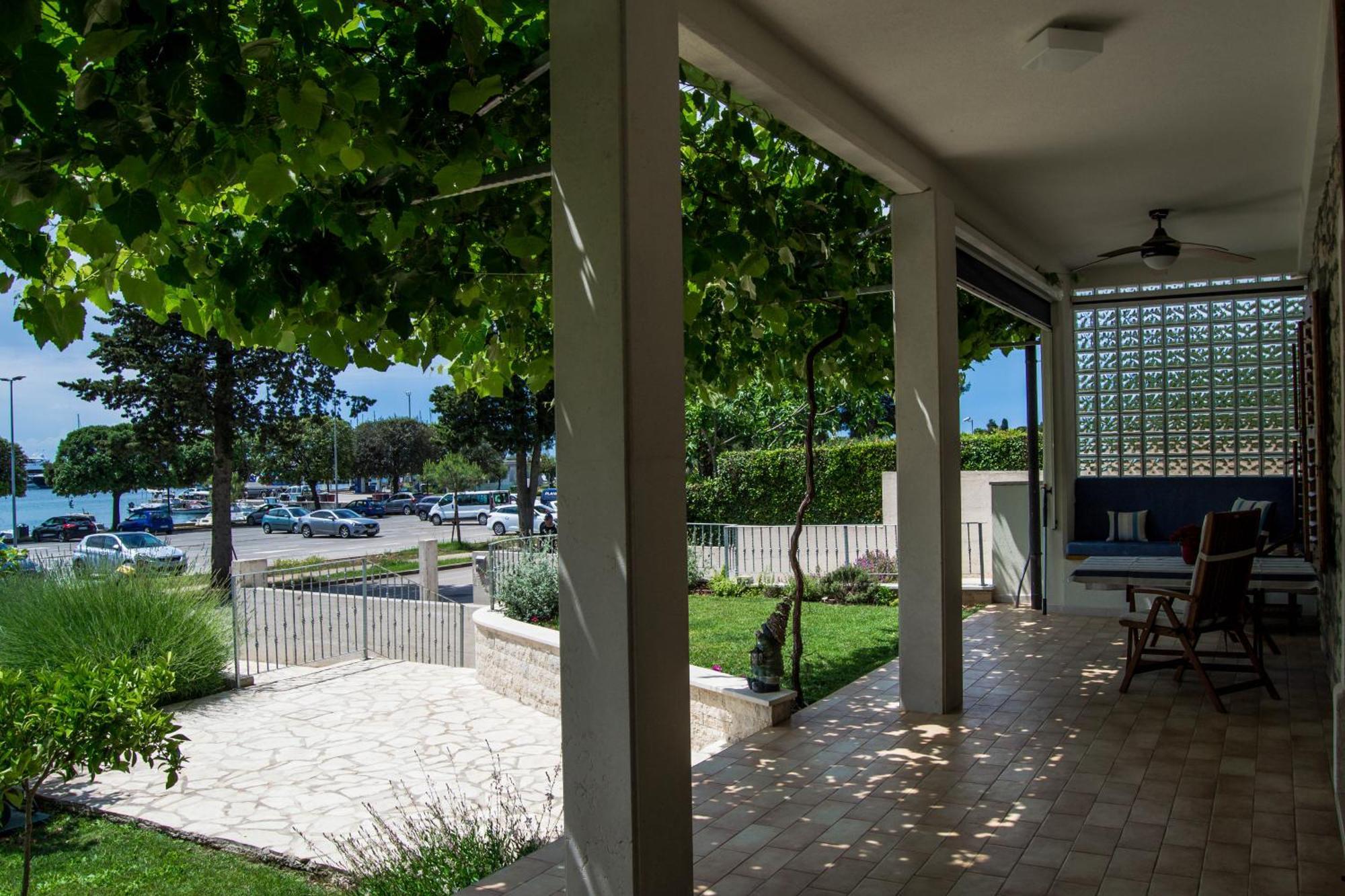 Apartment Derossi Umag Bagian luar foto